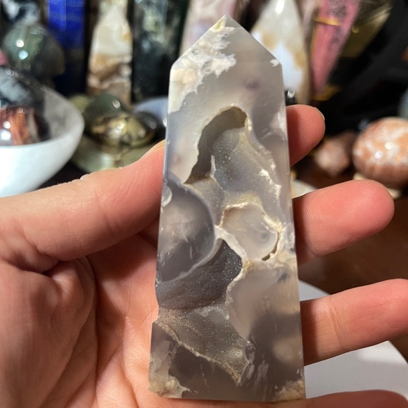 Flower Agate Crystal Tower Obelisk - Picture 4 of 5